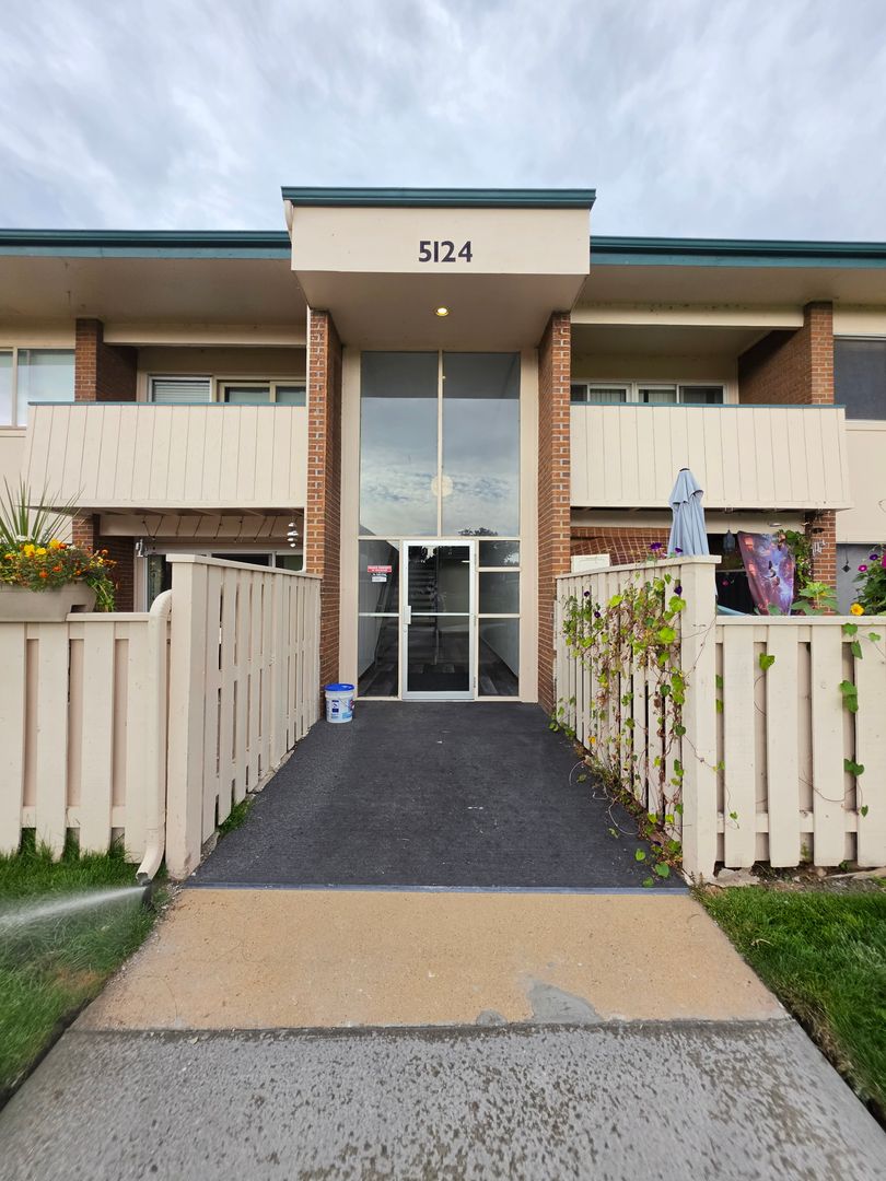 Boulder Condo: 5124 Williams Fork Trail, #203