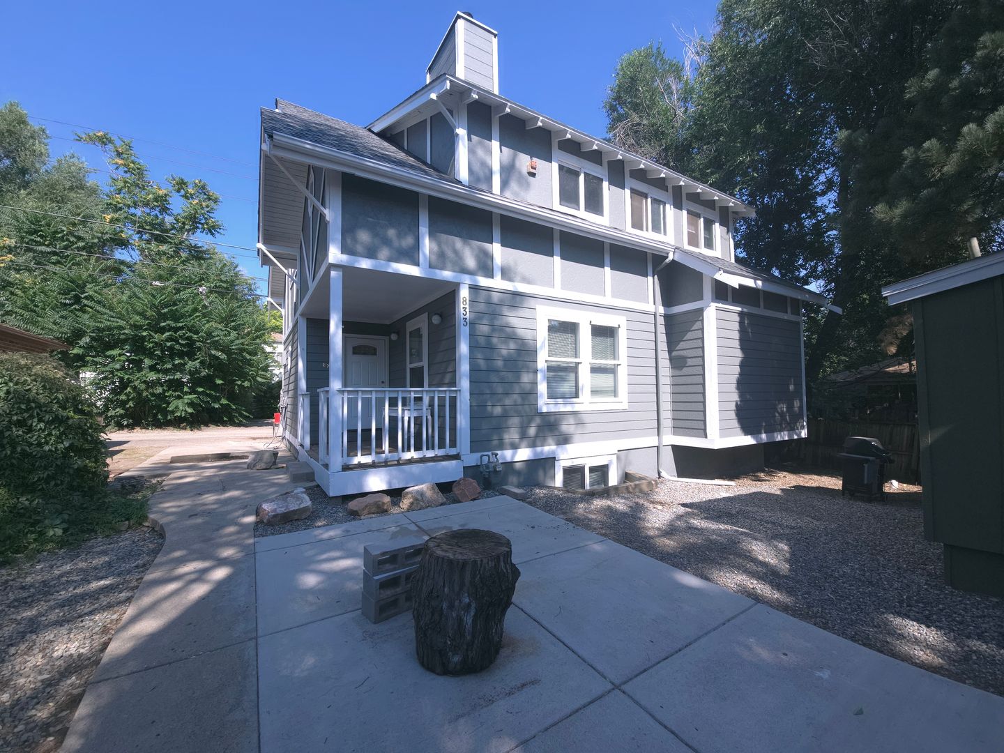 Boulder House: 833 18th Street