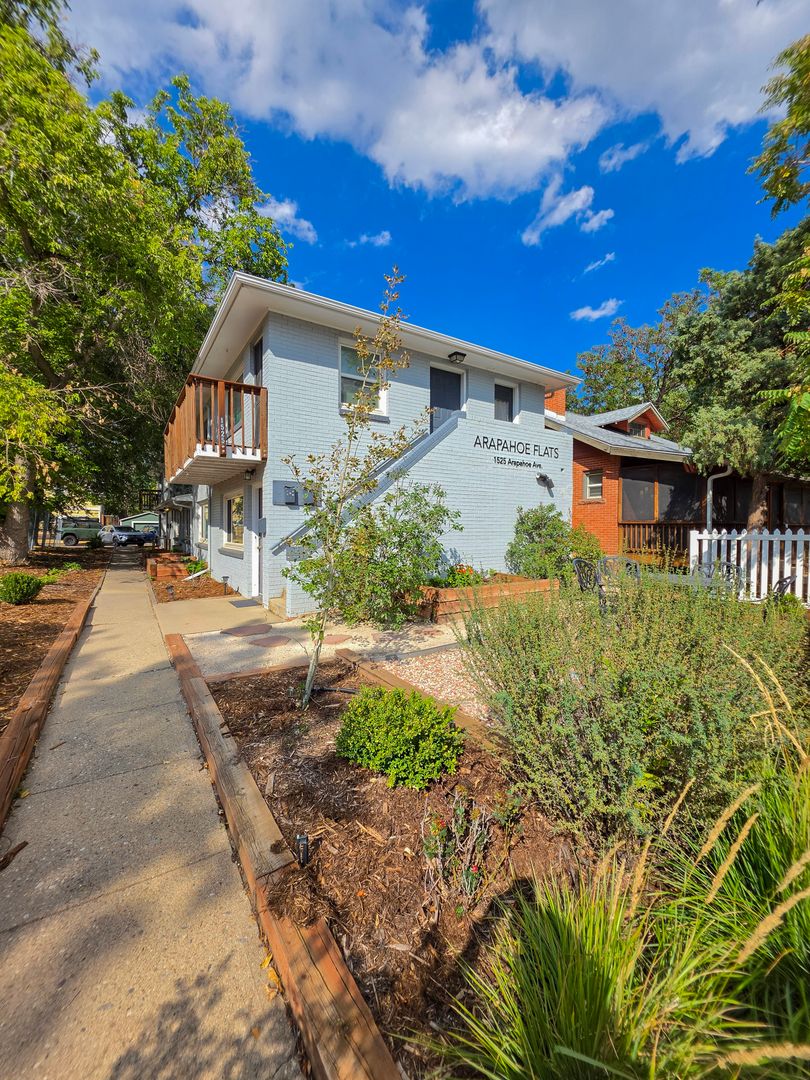 Boulder Apartment: 1525 Arapahoe Avenue