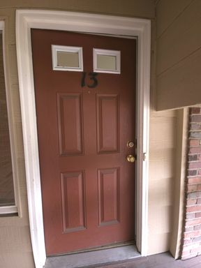 *AVAILABLE NOW* Updated Condo with Mountain View, On Site Laundry, Off Street Parking – photo 1