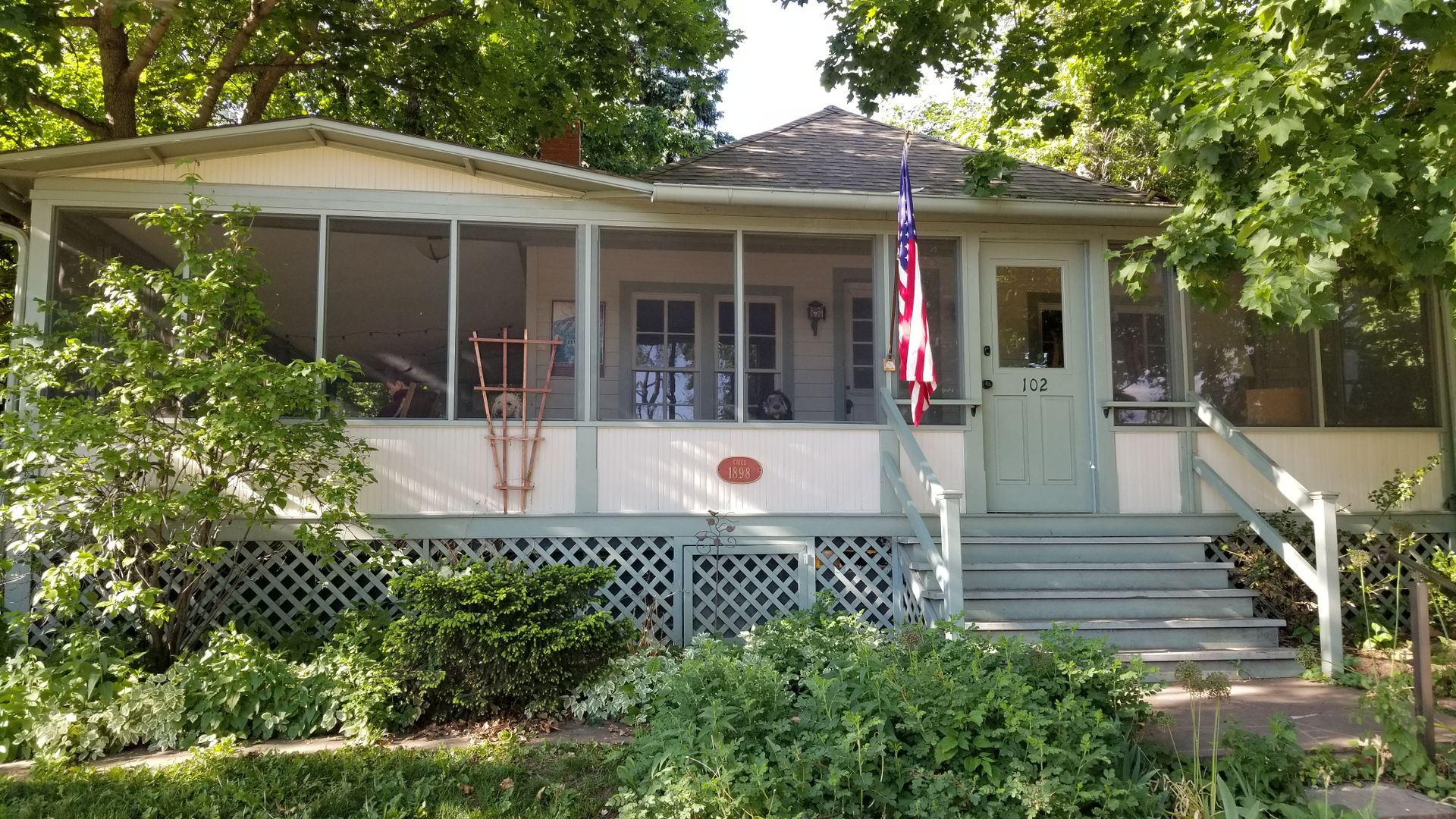 Boulder House: 102 Chautauqua Park