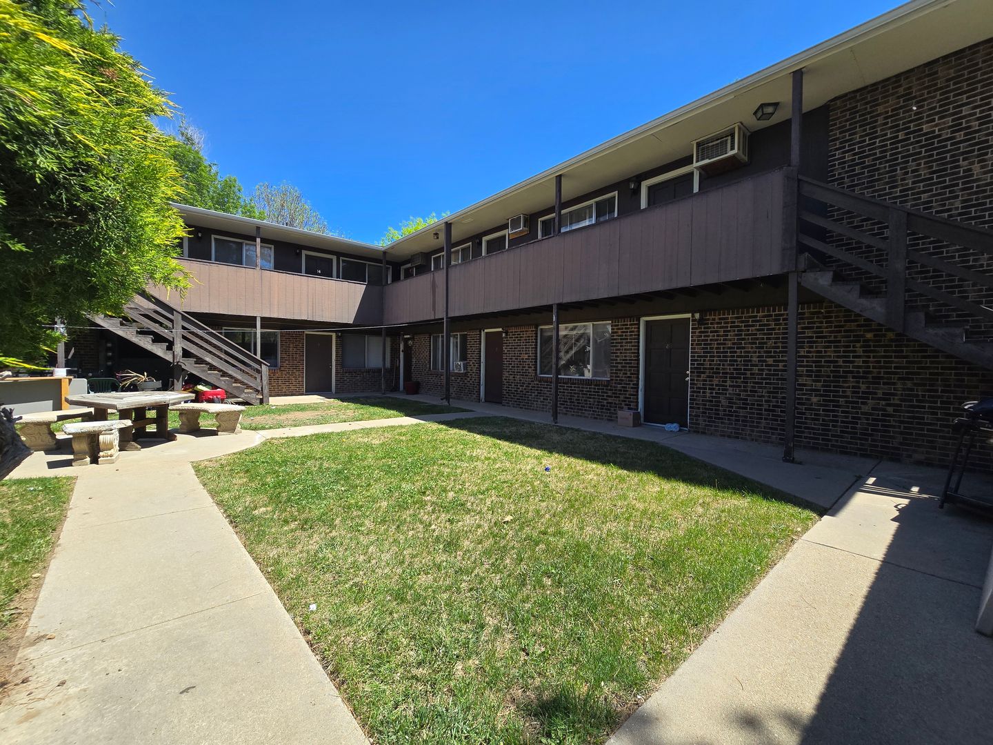 Longmont Apartment: 1944 Meadow Dr.