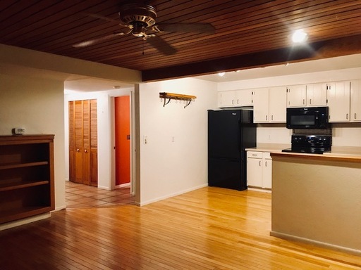 Charming 2 story Townhouse 2bd 2ba – photo 1