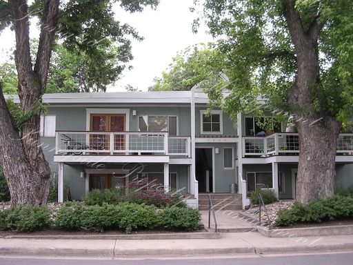 *AVAILABLE NOW* Lovely Fourplex on the west end of Pearl. – photo 1