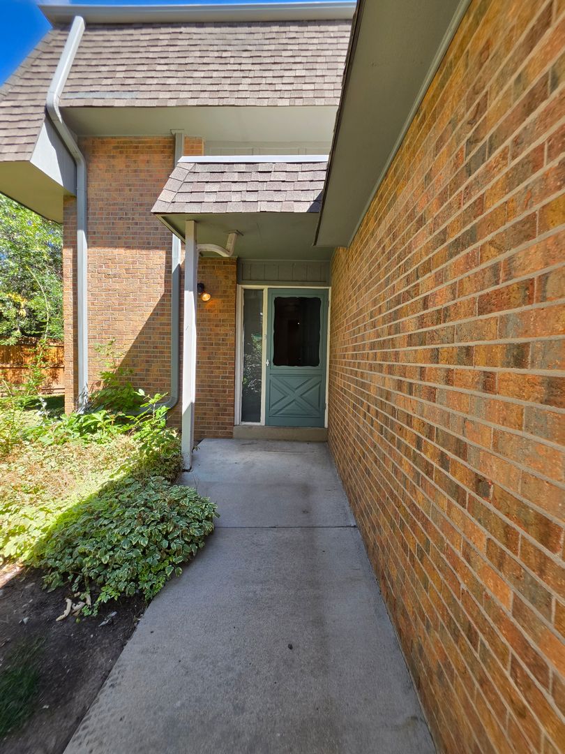 Boulder Townhome: 3850 Paseo Del Prado Unit 27