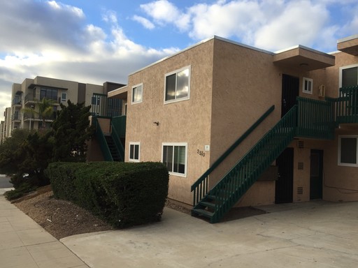Charming 1br/1ba apartment home located in trendy North Park! Parking! – photo 1
