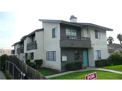 3 Bed 2 Bath Rental at 1231 Thomas Avenue, Unit B, San Diego, CA – photo 1
