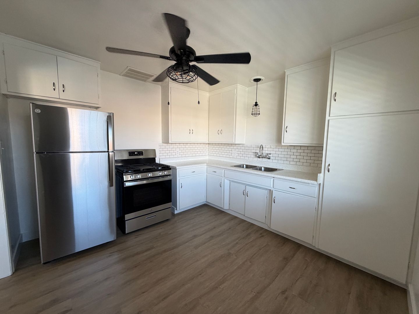 La Mesa Apartment: 5151-5197 Dailey Court
