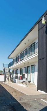One month off move in - Contemporary 1BD/1BA in central City Heights neighborhood. – photo 1