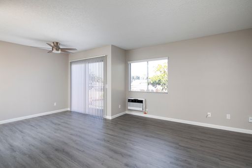 2 bedroom 1 bath in the heart of El Cajon!! Don't forget about the move in special! – photo 1
