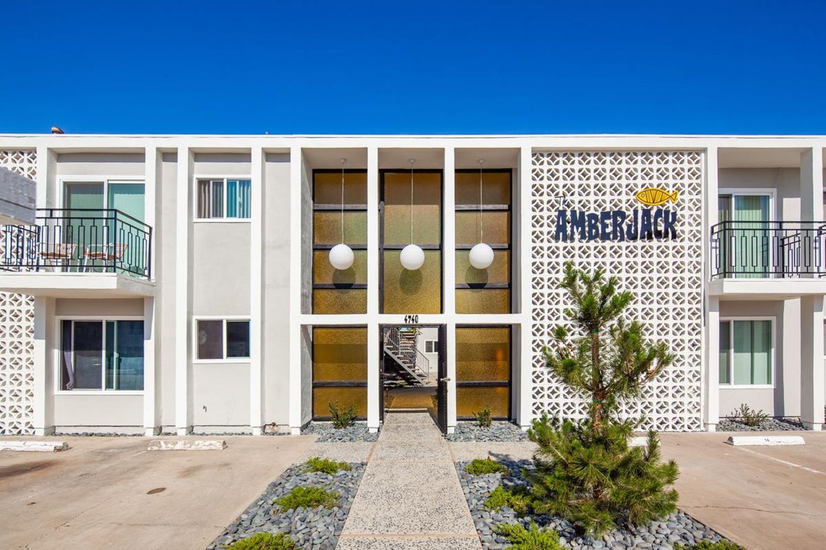 San Diego Apartment: 4740 Wilson Avenue