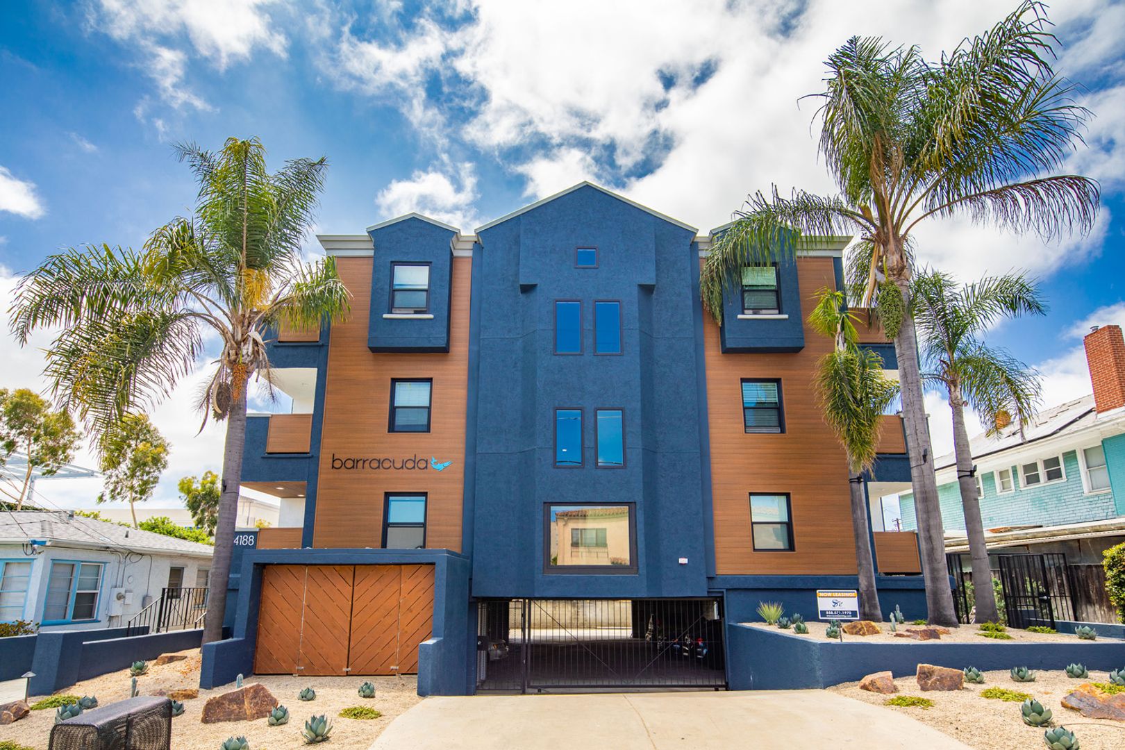 San Diego Apartment: 4188 5th Ave
