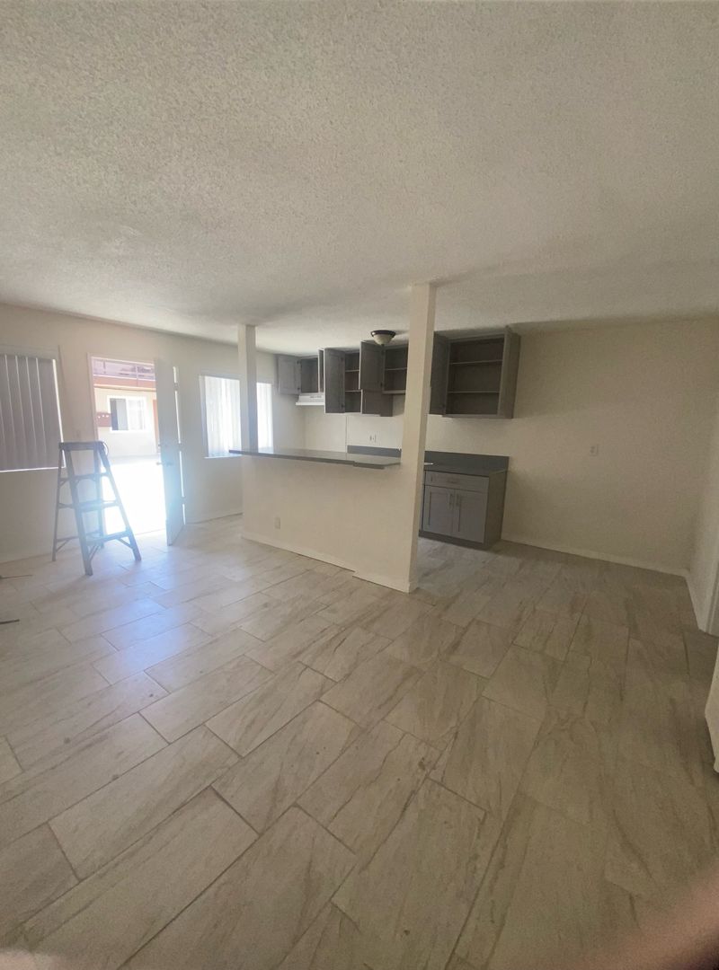 El Monte Apartment: 11155-11161 Bonwood Rd