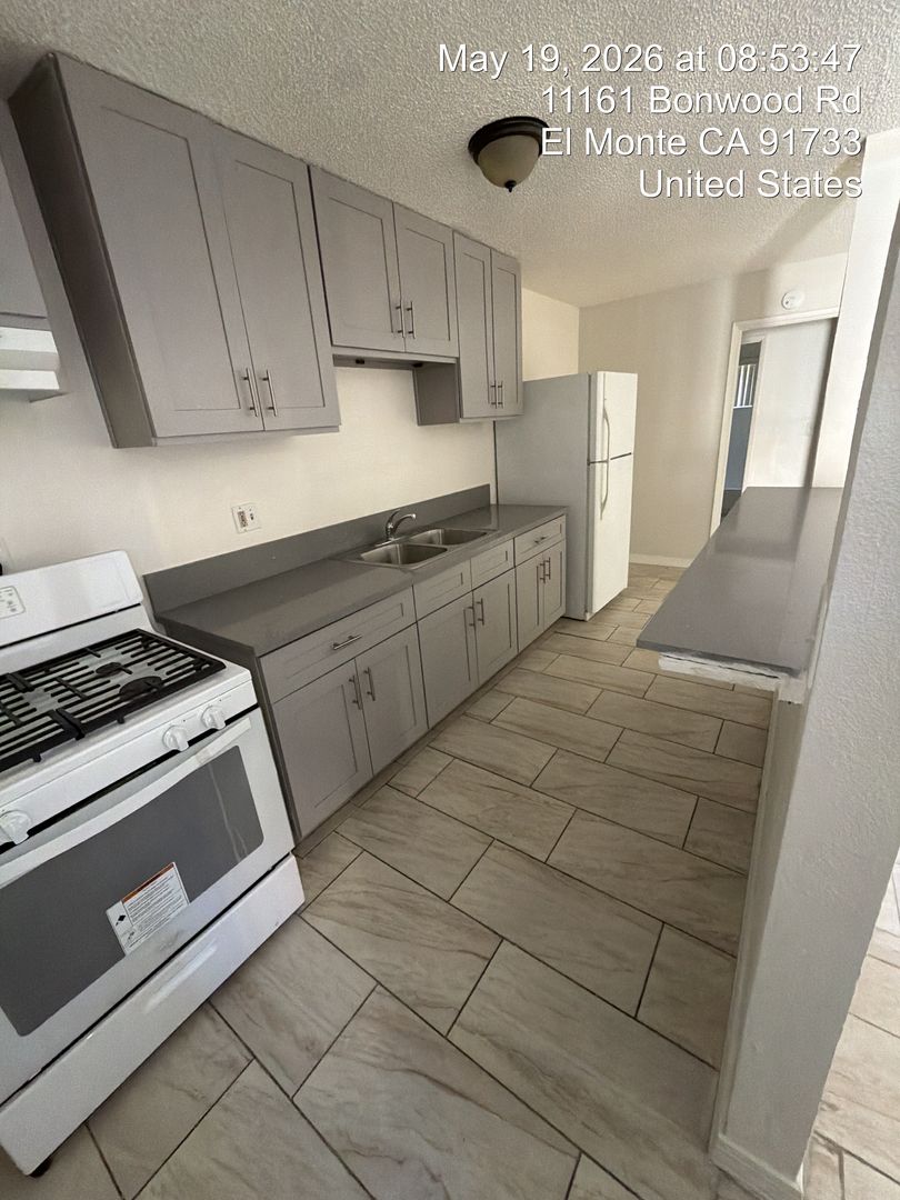 El Monte Apartment: 11155-11161 Bonwood Rd