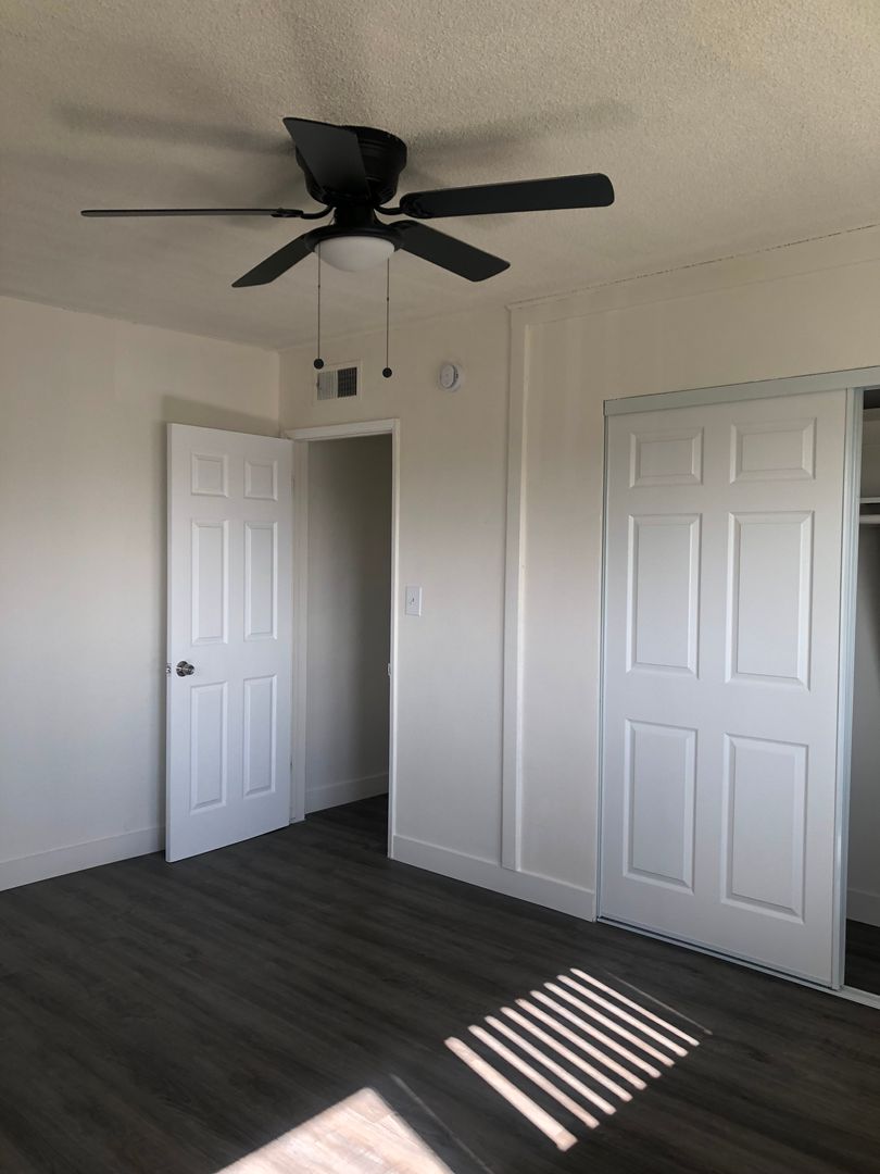 Covina Apartment: 645-653 E Ruddock St