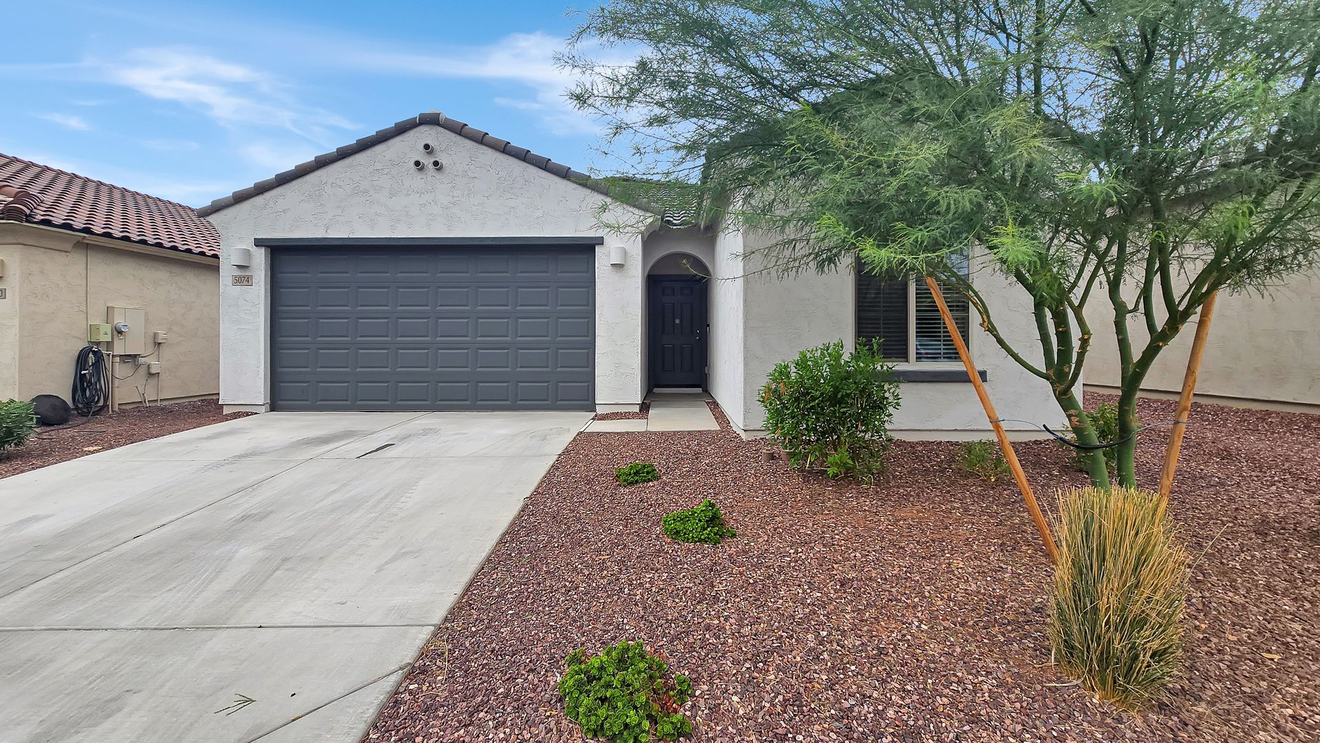 Buckeye House: 5074 S 251St Dr
