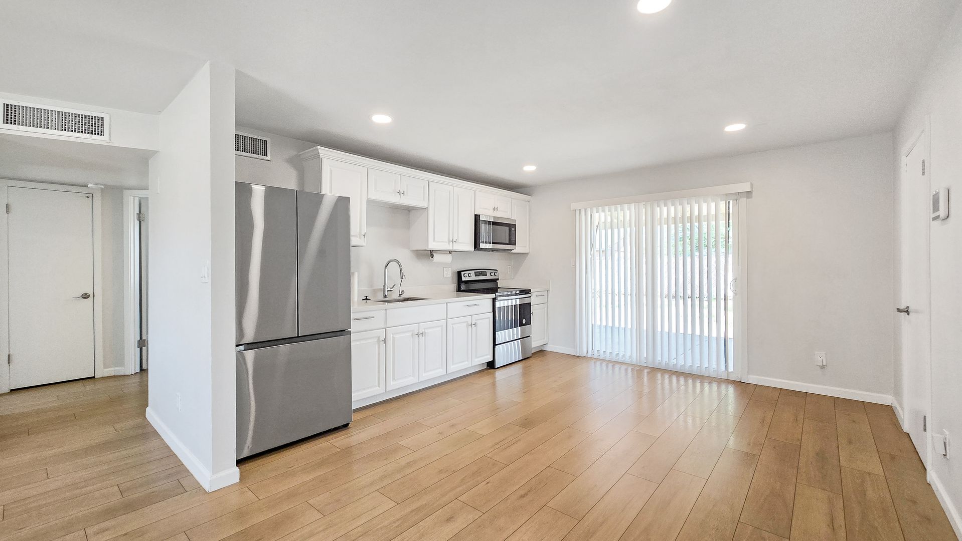 8012 W Highland Ave, Phoenix, AZ 85033 photo 7