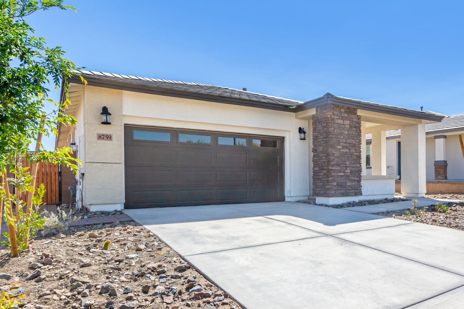 Goodyear House: 8759 S 168th Dr