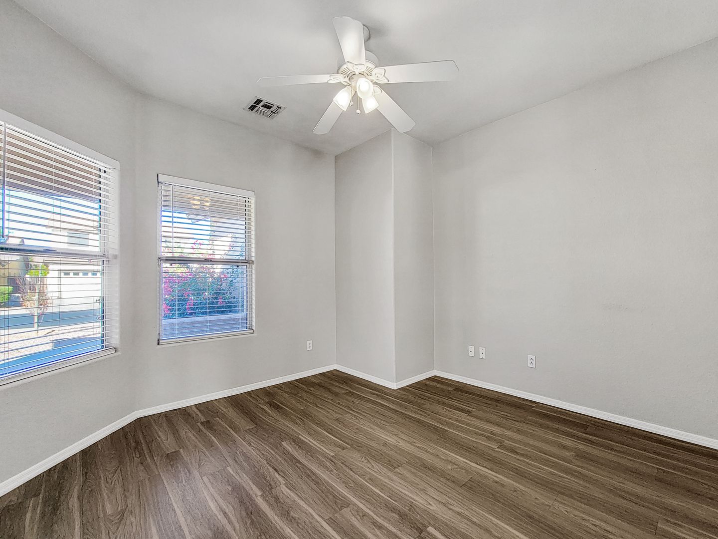 14173 W Weldon Ave, Goodyear, AZ 85395 photo 5