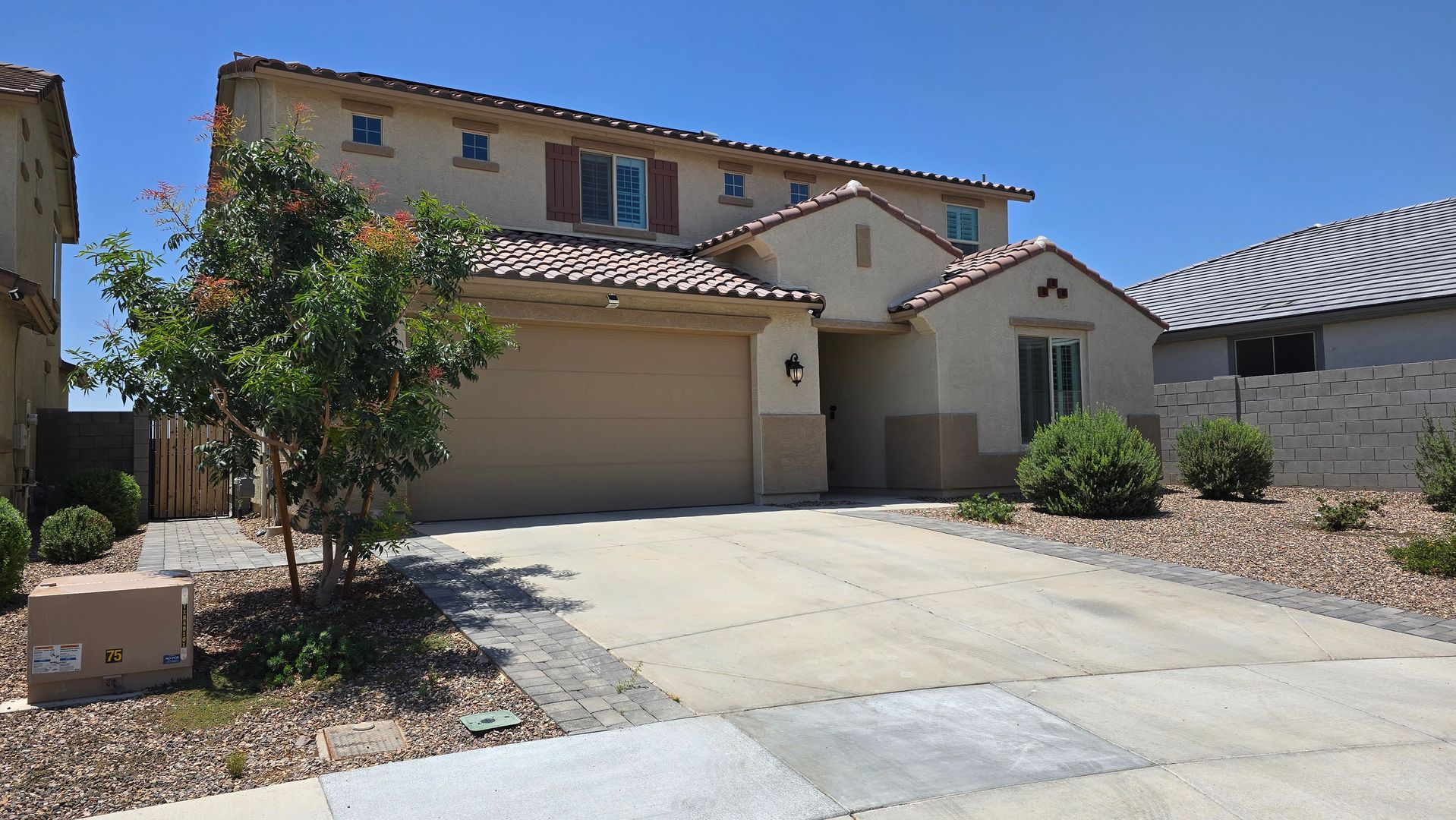 27156 N 169th Dr, Surprise, AZ 85387 photo 2