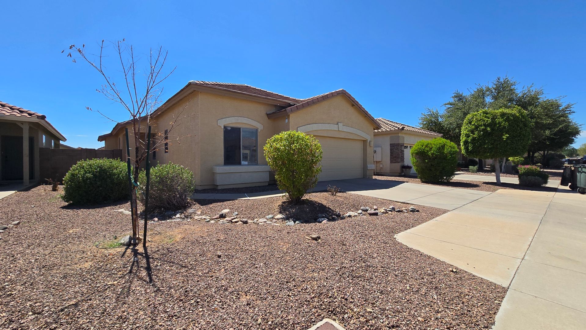 12523 W Estero Ln, Litchfield Park, AZ 85340 photo 2