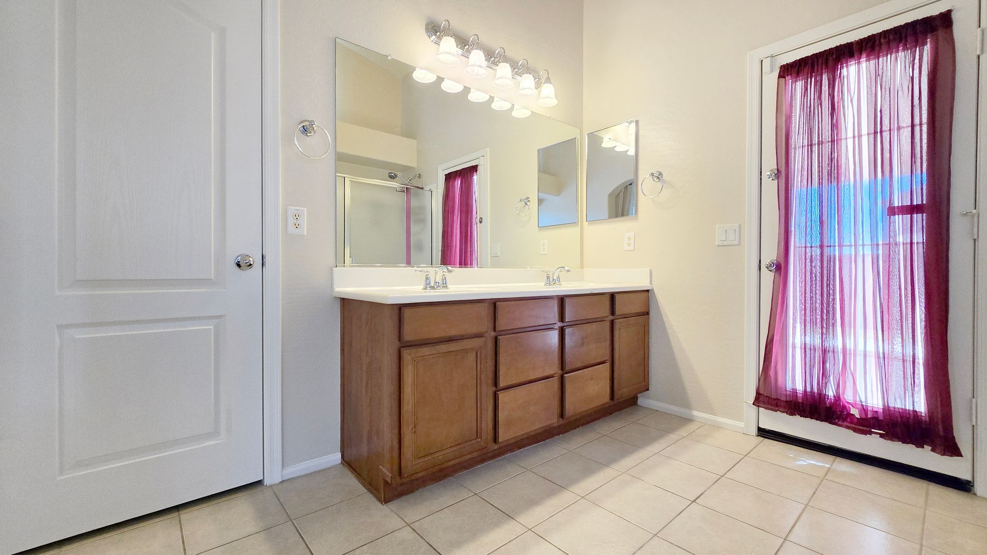 16141 W Gibson Lane, Goodyear, AZ 85338 photo 16