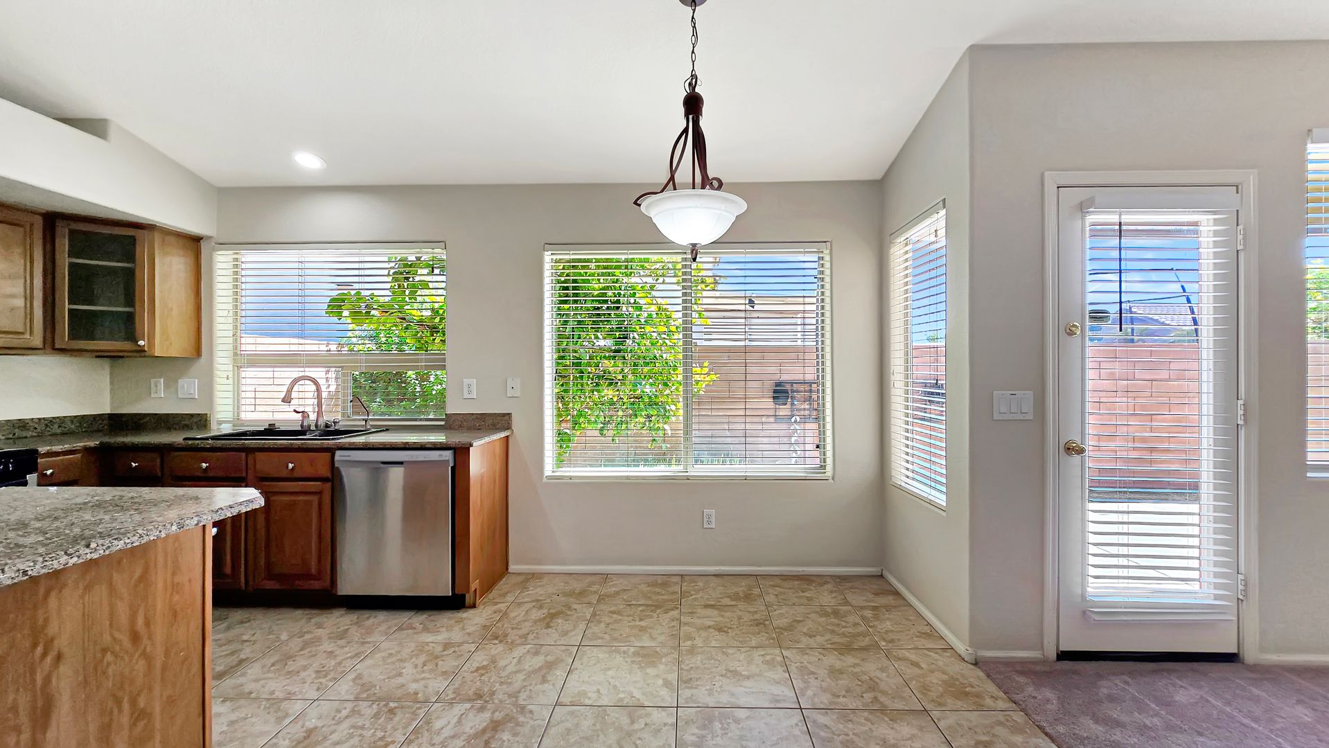 15857 W Moreland St, Goodyear, AZ 85338 photo 8
