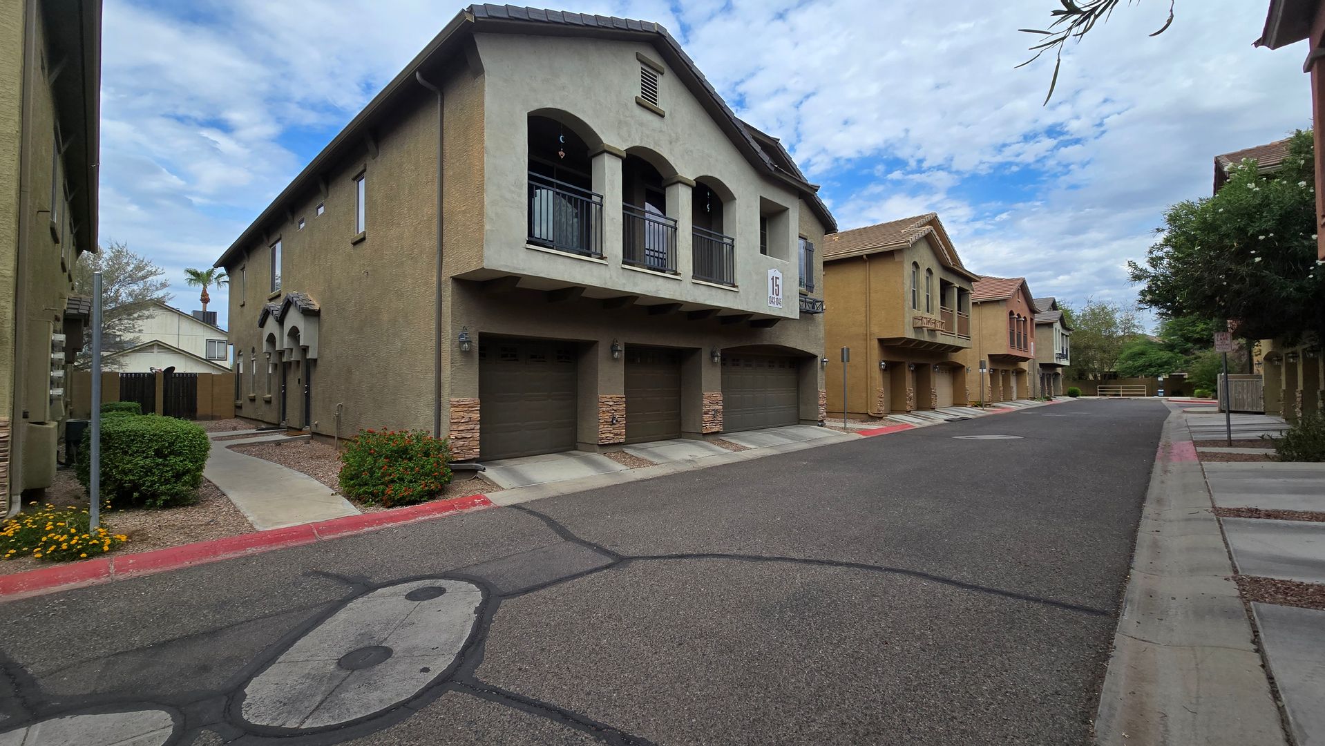 Phoenix House: 18250 N 32ND ST Unit 1044