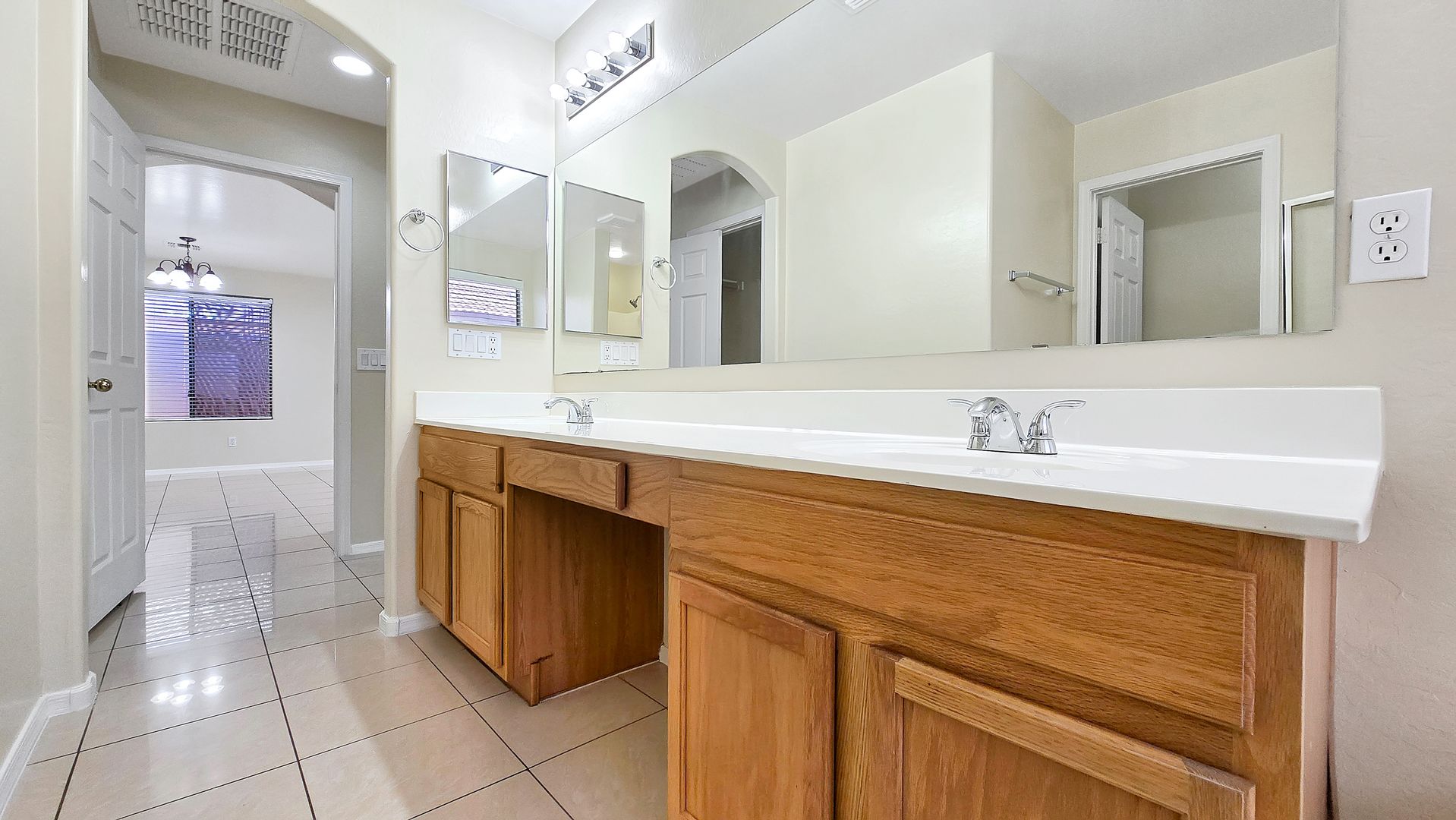 632 S 152nd Lane , Goodyear, AZ 85338 photo 9