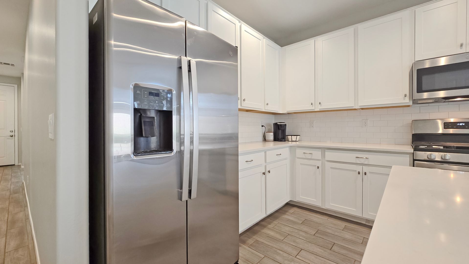 18572 W. Cottontail Ln, Wittman, AZ 85361 photo 4