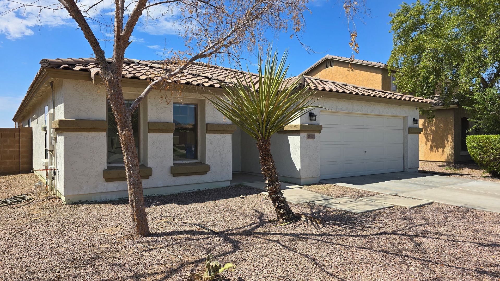 25673 W Northern Lights Way, Buckeye, AZ 85326 photo 3