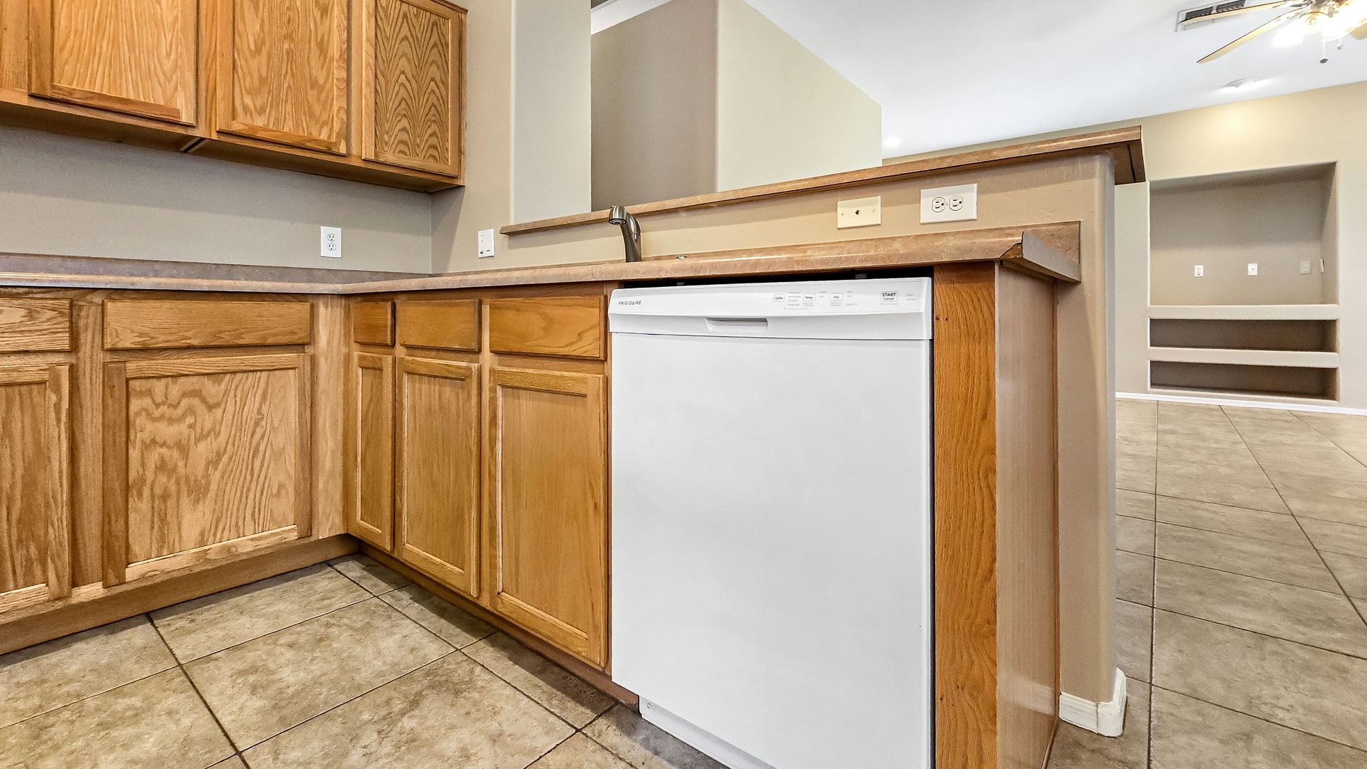 12523 W Estero Ln, Litchfield Park, AZ 85340 photo 6