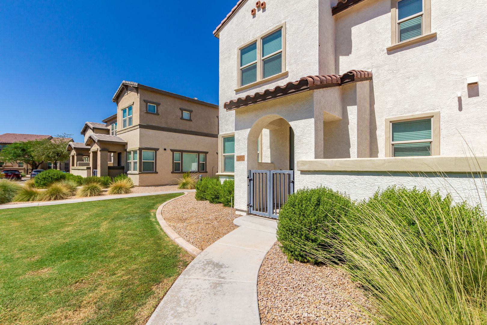 14870 W Encanto Blvd Unit 1022, Goodyear, AZ 85395 photo 2