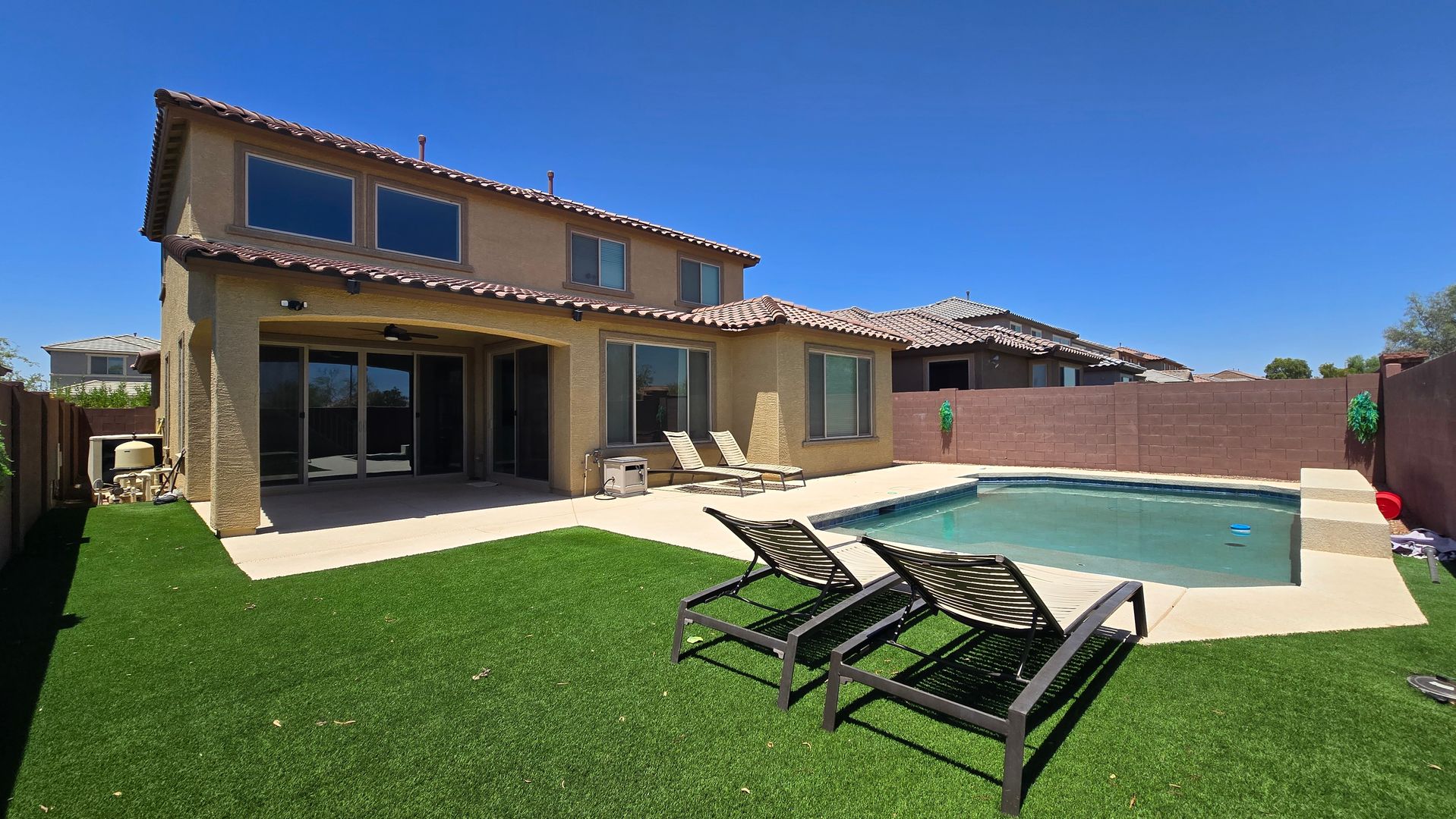 Surprise House: 25609 N 163rd Dr