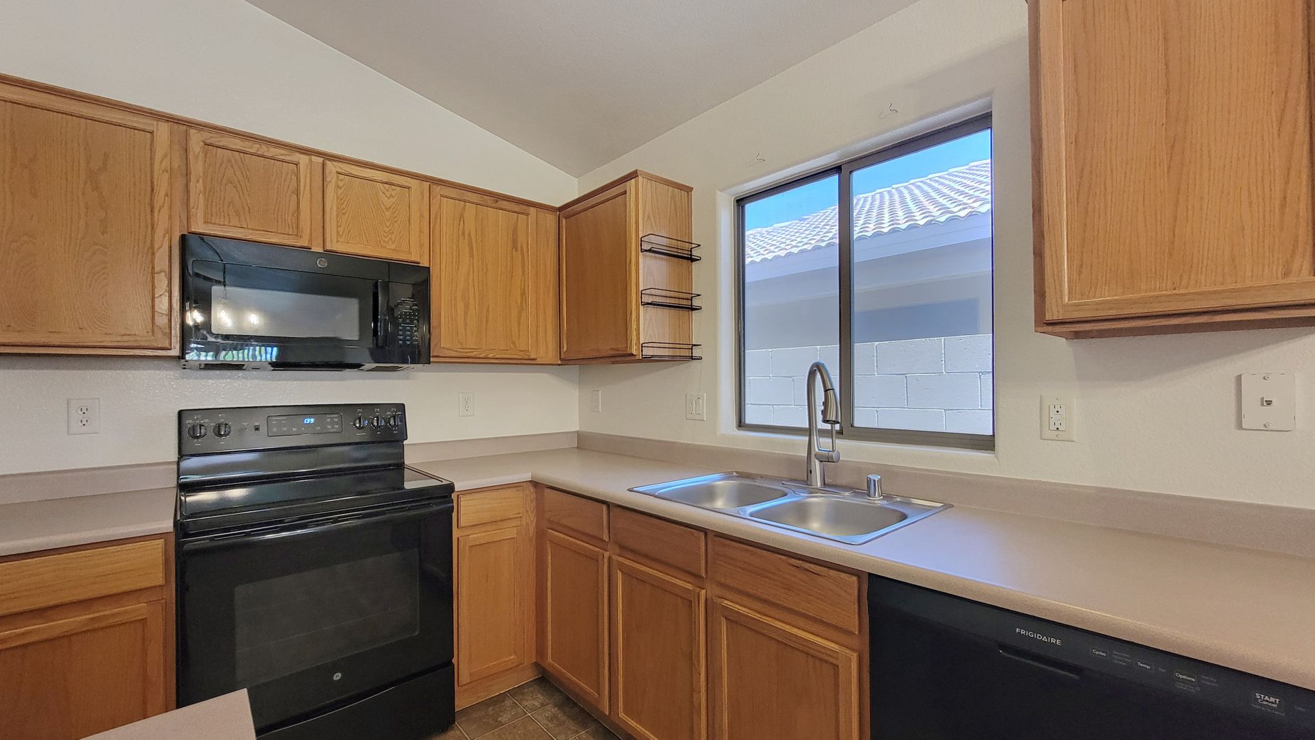 12601 W Fairmount Ave, Avondale, AZ 85392 photo 7