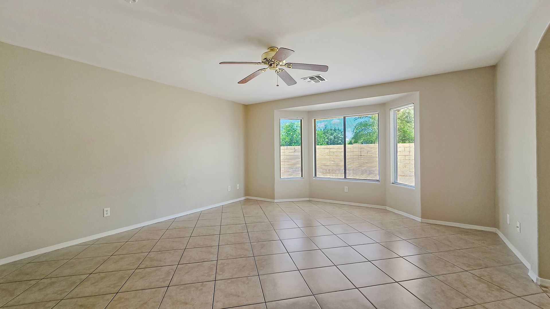 14160 W Larkspur Dr, Surprise, AZ 85379 photo 12