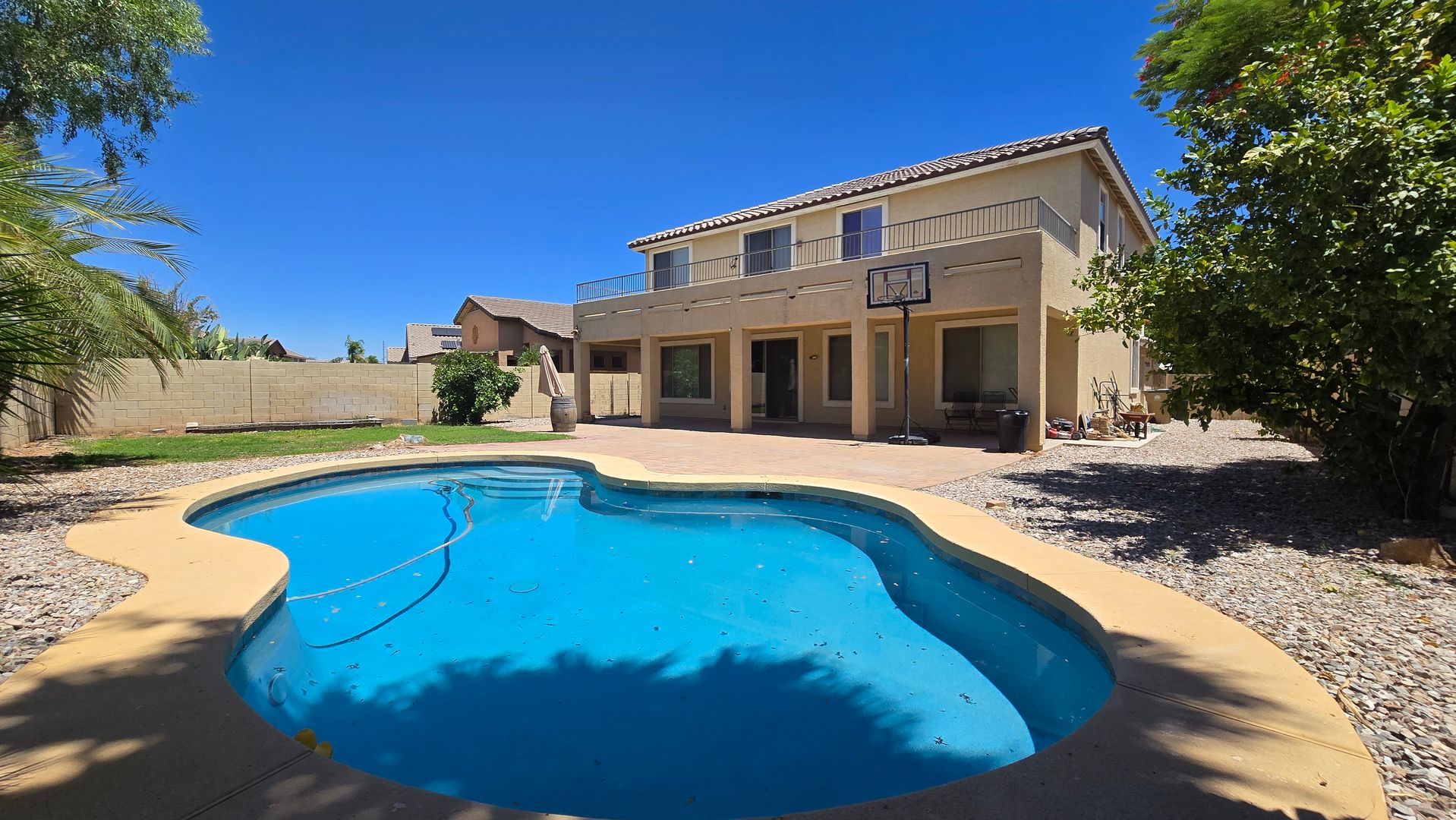 Goodyear House: 14821 W ROANOKE AVE