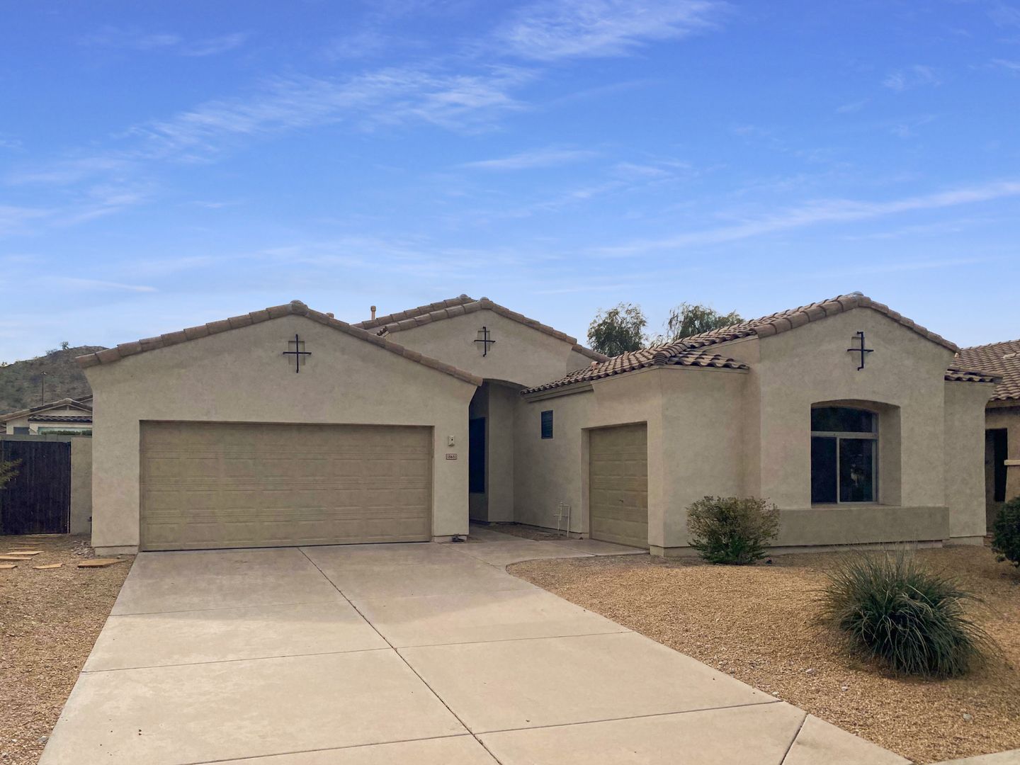 Goodyear House: 18651 W Sunrise Dr