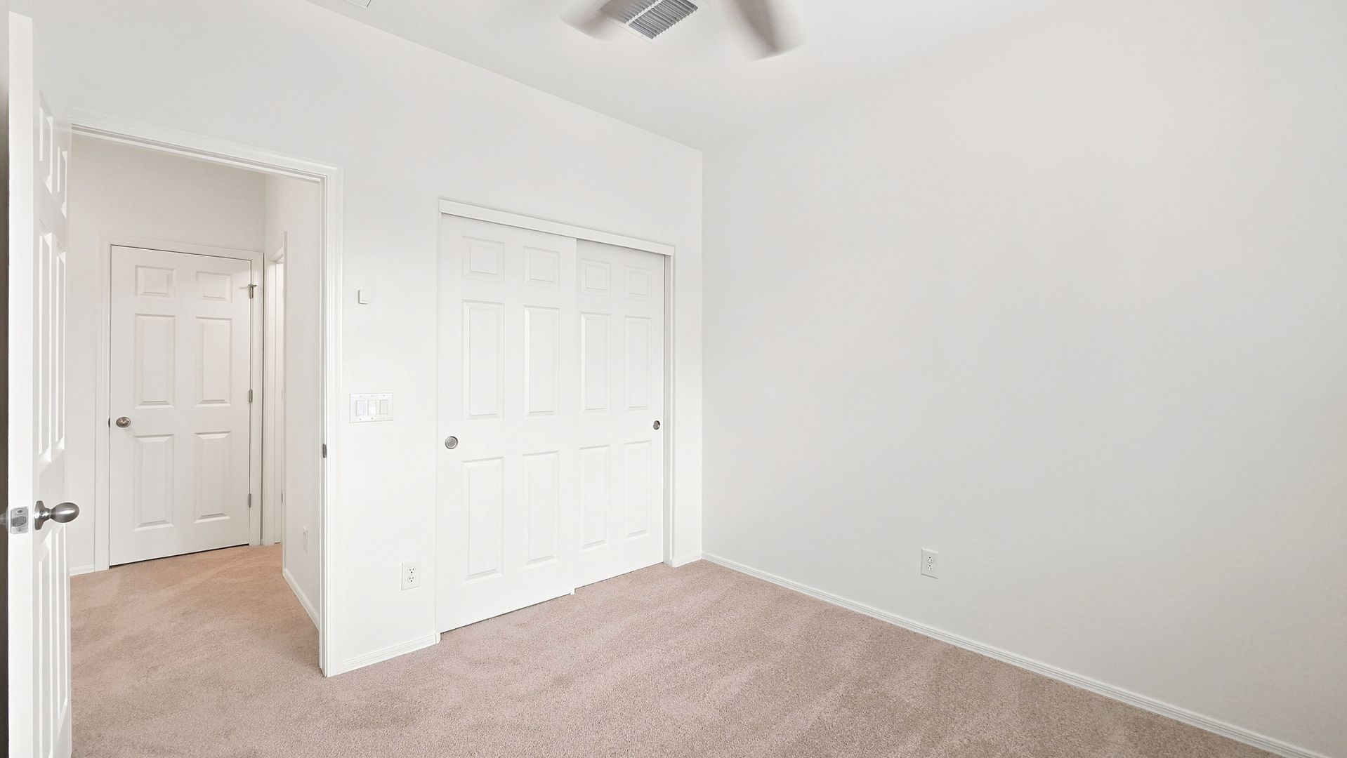 12736 W Midway Ave, Glendale, AZ 85307 photo 8