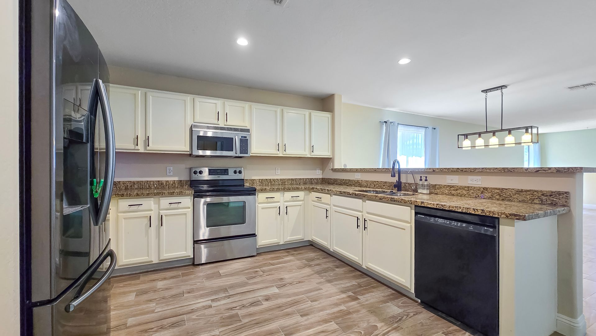 25673 W Northern Lights Way, Buckeye, AZ 85326 photo 11