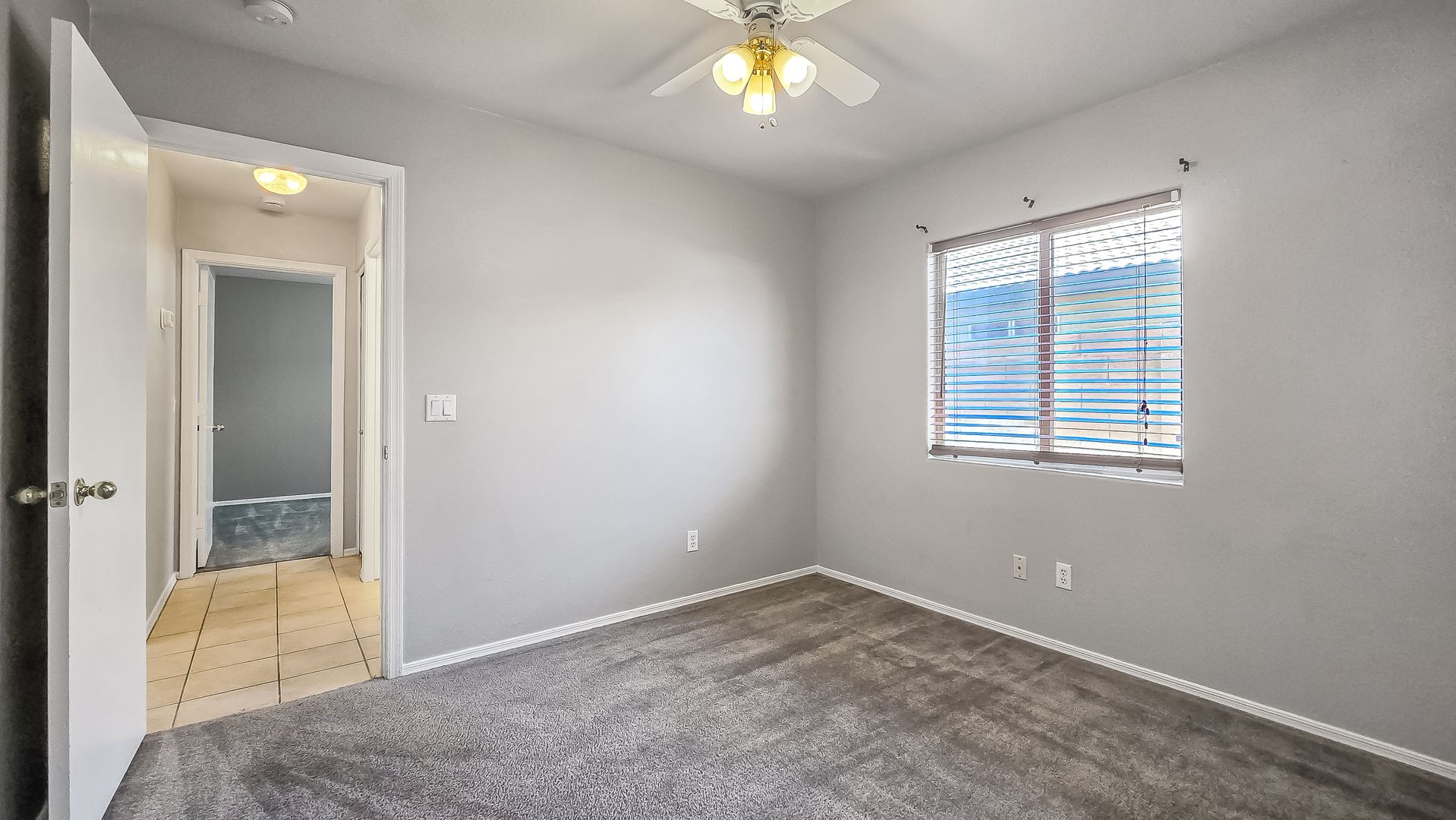 13344 W Desert Lane, Surprise, AZ 85374 photo 19