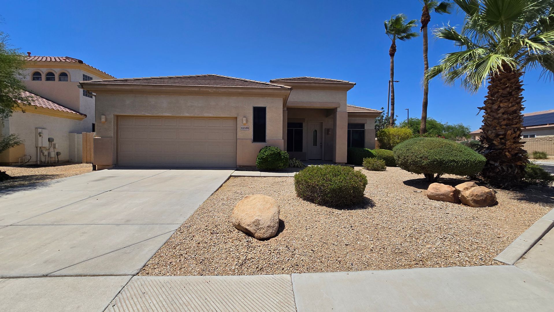 Goodyear House: 13588 W Alvarado Dr
