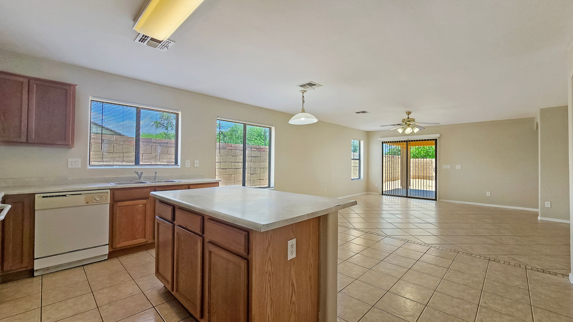14160 W Larkspur Dr, Surprise, AZ 85379 photo 7