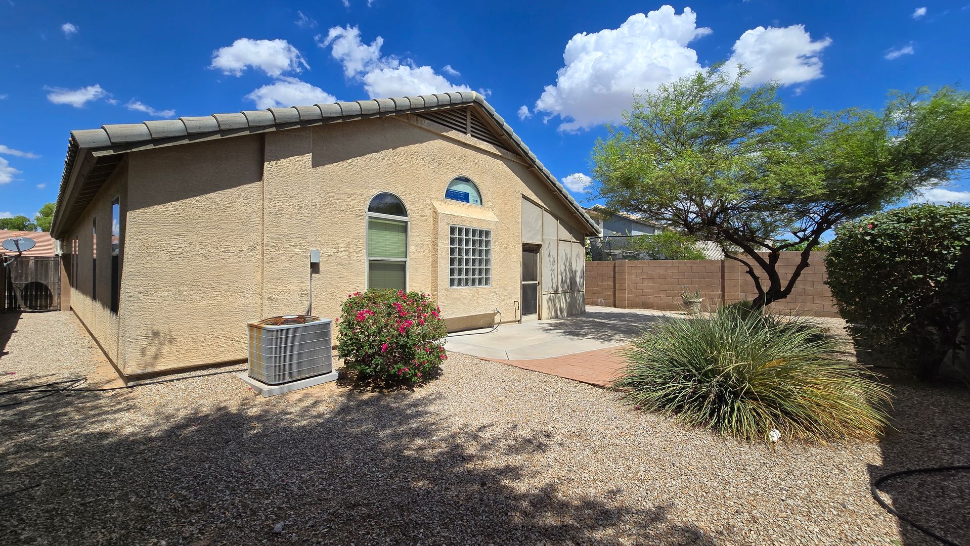 15857 W Moreland St, Goodyear, AZ 85338 photo 24