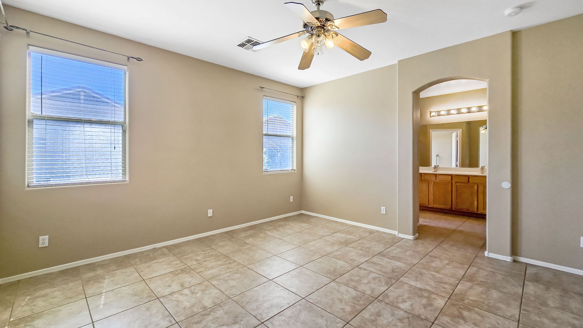 12523 W Estero Ln, Litchfield Park, AZ 85340 photo 19