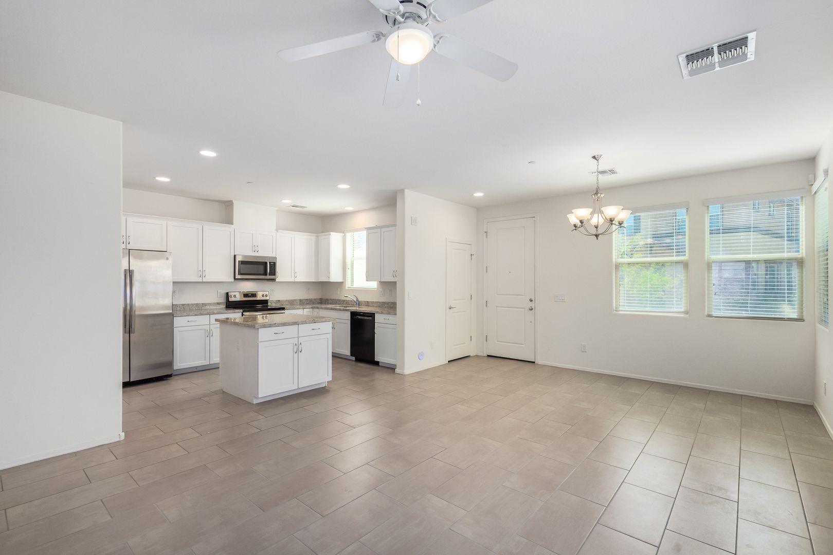 14870 W Encanto Blvd Unit 1022, Goodyear, AZ 85395 photo 10