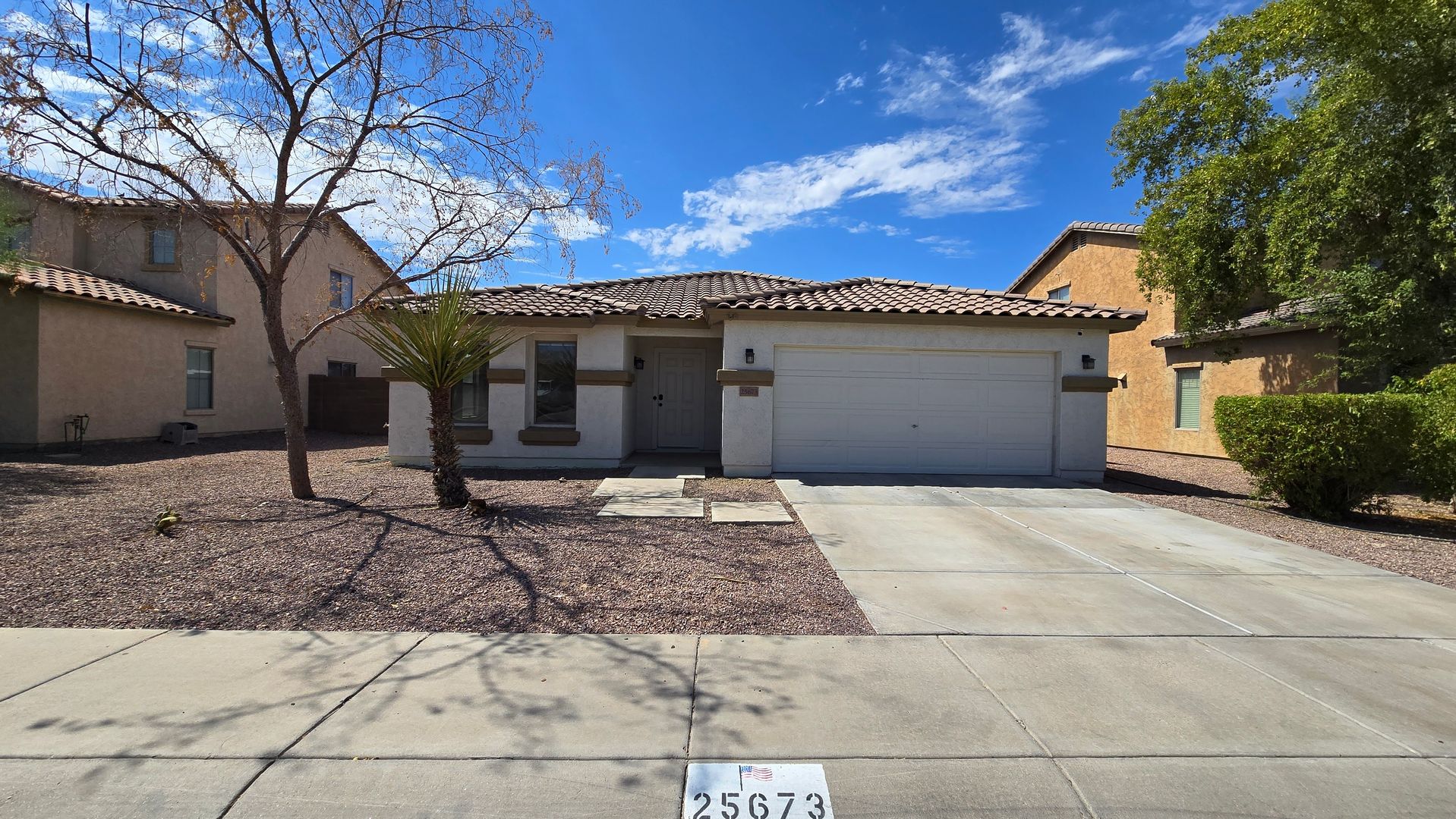 25673 W Northern Lights Way, Buckeye, AZ 85326 photo 2