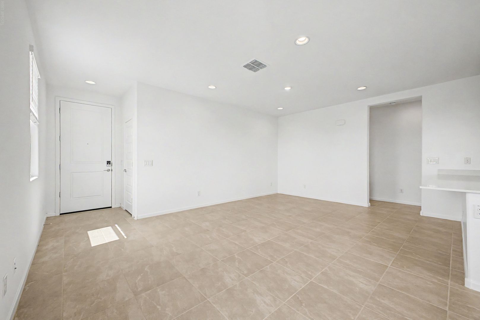 18732 W Maplewood Dr, Goodyear, AZ 85338 photo 3