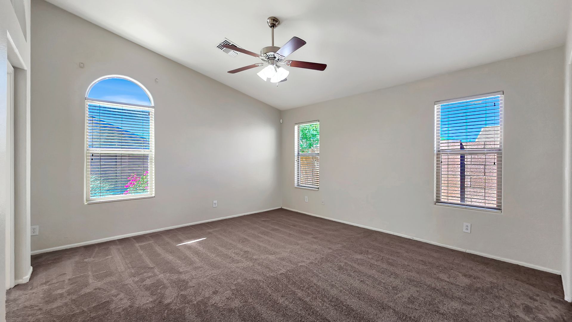 15857 W Moreland St, Goodyear, AZ 85338 photo 11