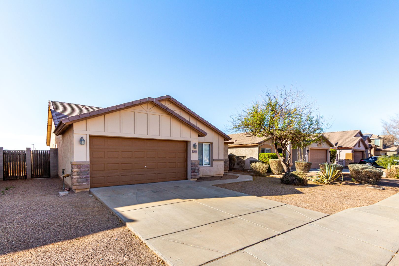 1621 E Ash Ave, Buckeye, AZ 85326 photo 2